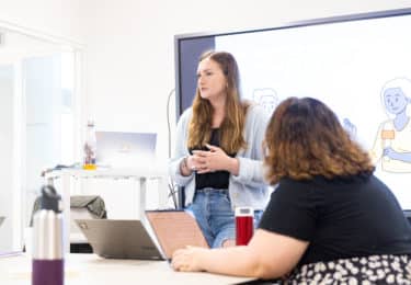 En quoi embaucher un alternant.e made in PMN est un atout pour réinventer votre stratégie de Marketing Digital&nbsp;?