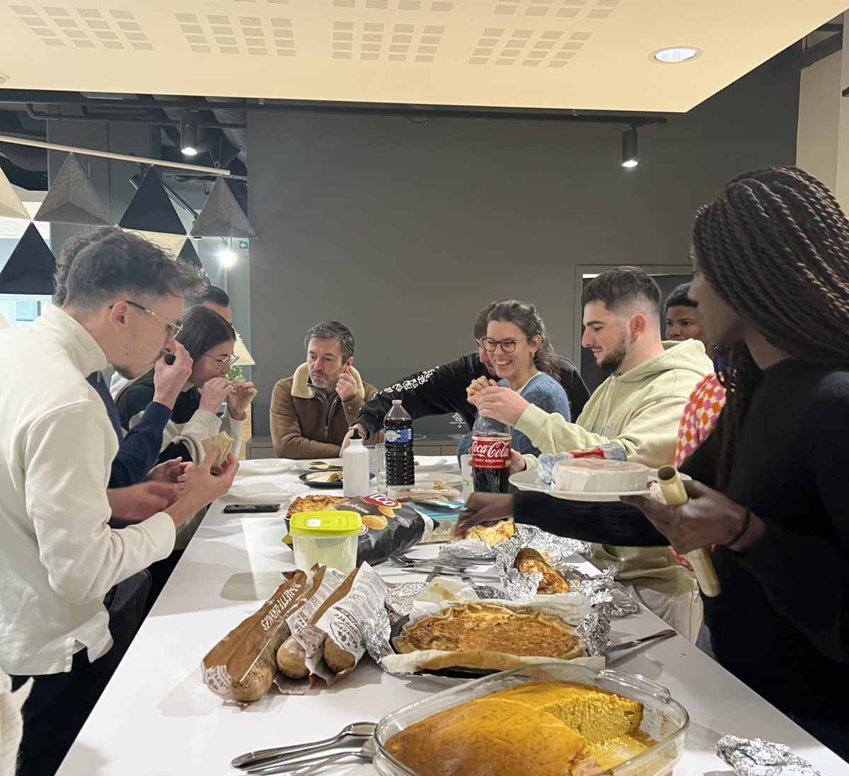 Des déjeuners participatifs à l&rsquo;École PMN, un moment de convivialité et d’échange